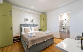 Marjan Nest